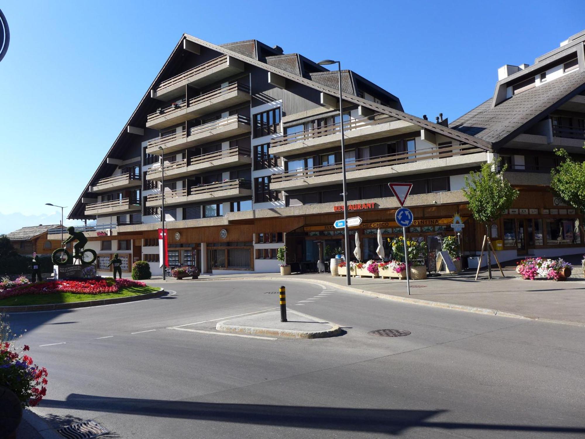 Apartment Victoria A-B-C-2 By Interhome Crans-Montana Exterior foto